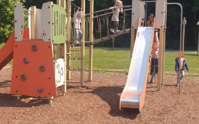 Récréation à la plaine de jeux