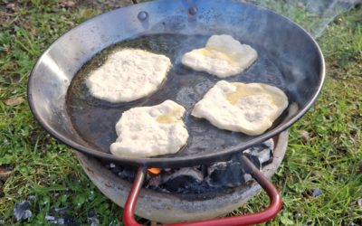 Chapatis cuits au feu de bois